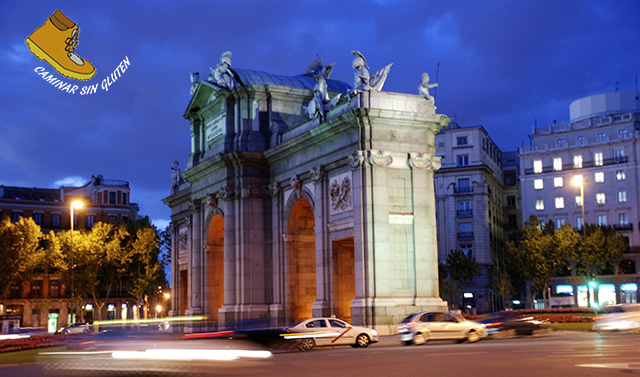 HORA AZUL EN LA PUERTA DE ALCALA DE MADRID