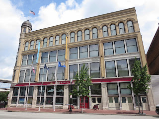 Frazier History Museum