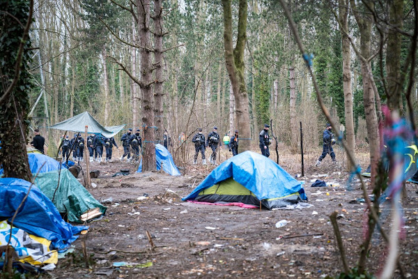 Pas-de-Calais : près de 7 000 migrants mis à l’abri en 2021 « pour un budget de 22 millions d’euros au frais des contribuables ! »