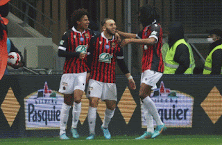 trois joueurs de football de nice