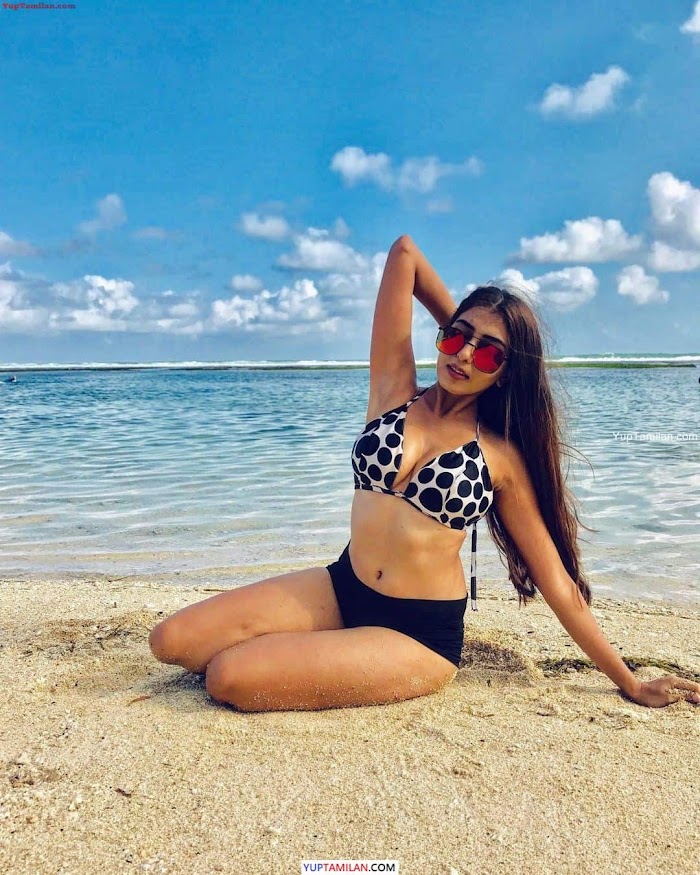221 Sexy Photos of Ruma Sharma in Bikini and Lingerie | Poses in Swimwear