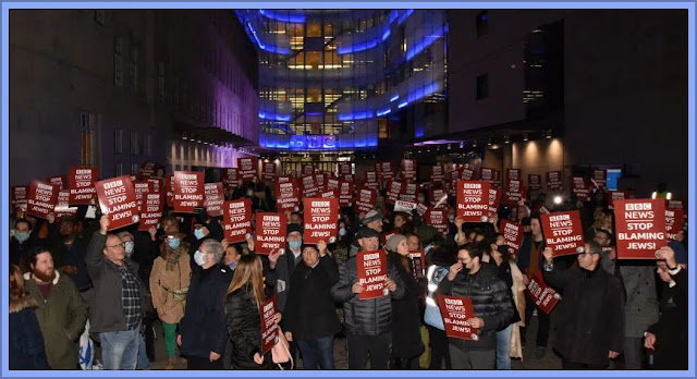 Peaceful Jewish Protest Outside The BBC