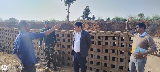 एसडीओ के नेतृत्व में अधिकारियों के दल ने की ईंट भट्ठों की जांच Garhwa 