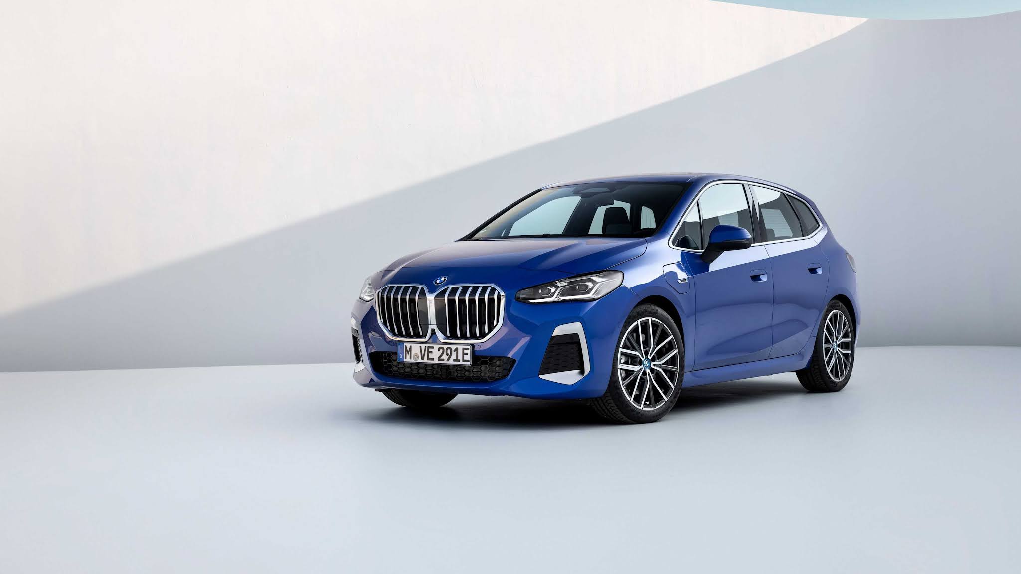 2021 BMW 230e Xdrive Active Tourer M Sport Wallpaper