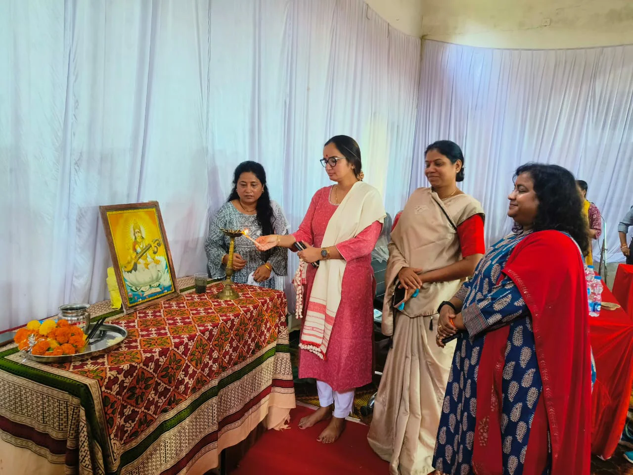 Jhabua-Collector-Tanvi-Hooda-inaugurated-the-three-day-livelihood-fair