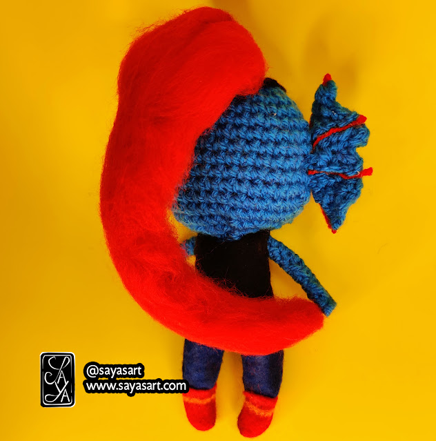 saya's art plush plushie crochet doll poupée art amigurumi art doll crocheter feutrine laine yarn felt felting undyne undertale jeu vidéo video game cute kawaii handmade france artist artiste commission commande