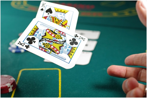 For Newbie Poker Players, There’s Safety in Numbers