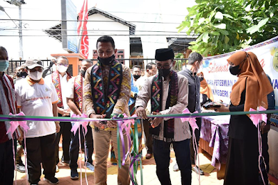 Wali Kota Bima Resmikan BMS SMKN 1 Sekaligus Tutup Lomba Basket dan SPI