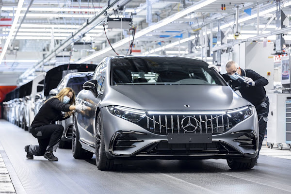 Mercedes-AMG EQS 53 4MATIC+ começa a ser produzido na Alemanha