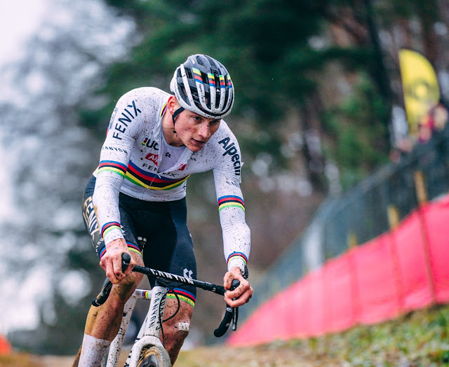 Lesão tira Mathieu van der Poel do Mundial de Ciclocross 2022 - Foto: Alpecin-Fenix