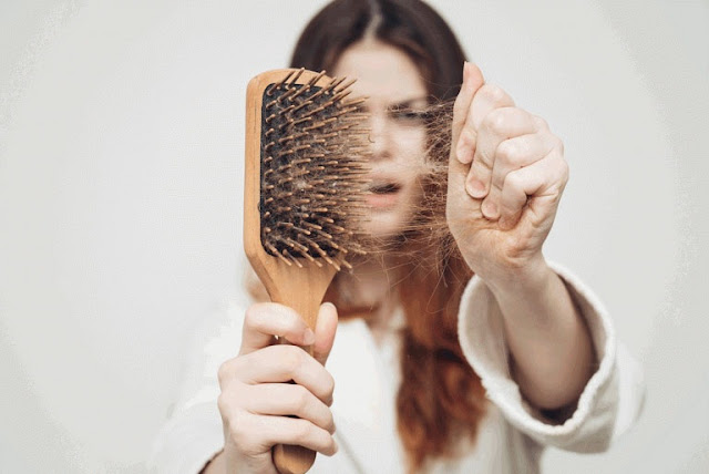 Il legame tra stress e perdita di capelli