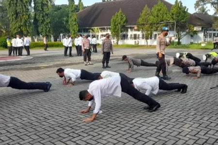    Alasan Persiapan Menyambut MotoGP Mandalika, Polres Lombok Tengah Hukum Anggota yang Pelihara Jenggot