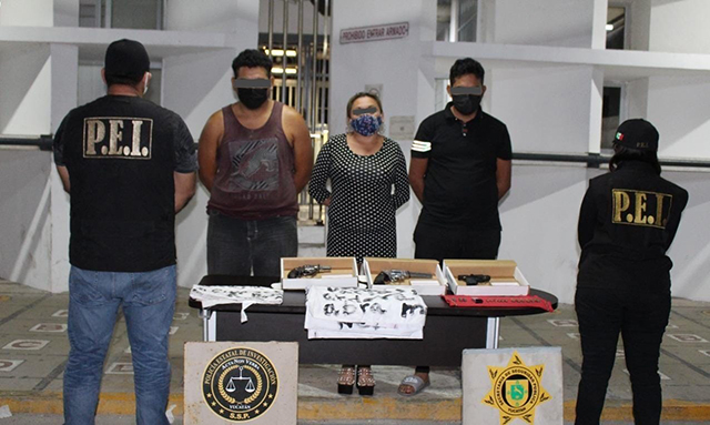 Detenidos "colgadores" de narco mantas en Yucatán; sus jefes, ubicados