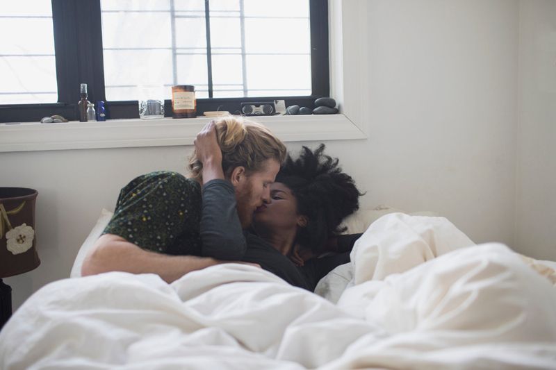 14 Things You Should Avoid Doing in Bed