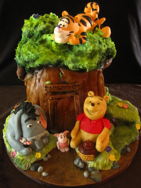 winnie the pooh cake