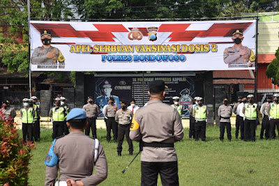 Kejar Capaian Vaksinasi Kabupaten, Polres Bondowoso Gelar Vaksinasi di 8 Titik Dalam Sehari