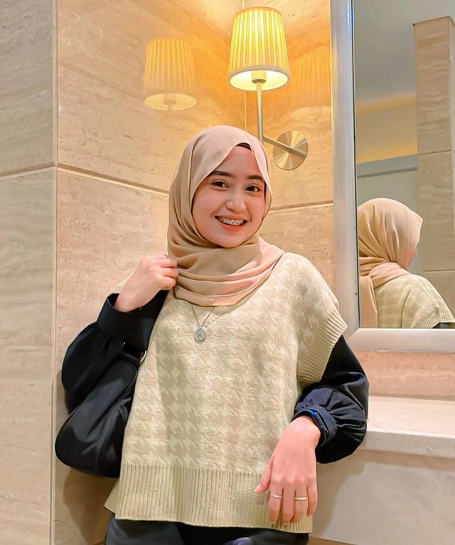 wallpaper foto HD syifa viranda tiktok cewek cantik asal aceh yang viral di tiktok