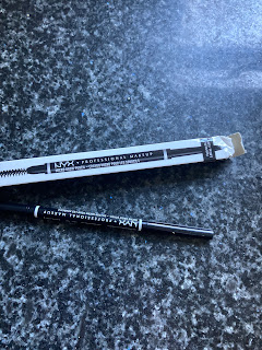 Packaging and pencil of NYX Micro Brow Pencil Ash Brown