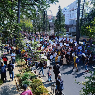 IDB dan Geliat Seni Gambar di Bandung 