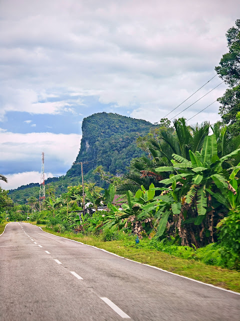 Maw_San_Bau_Sarawak_Self_Drive_Holiday_石隆门帽山砂拉越