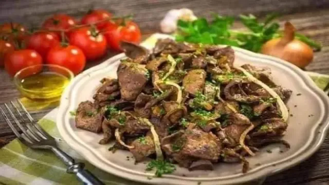 Liver Ingredients with Garlic and Vinegar