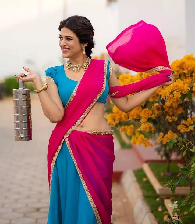 Shraddha Das Hot Photos in Bright Blue and Hot Pink Half Saree