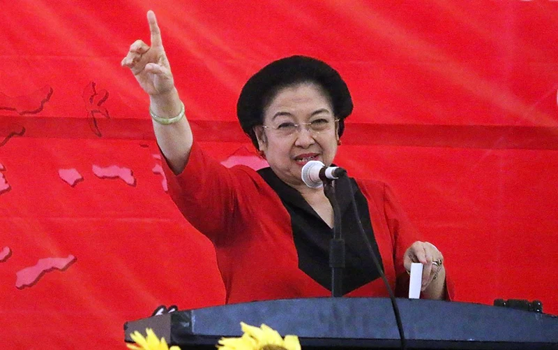 Megawati: Ayo Kita Bikin Patung Bung Karno di Setiap Daerah di Indonesia!