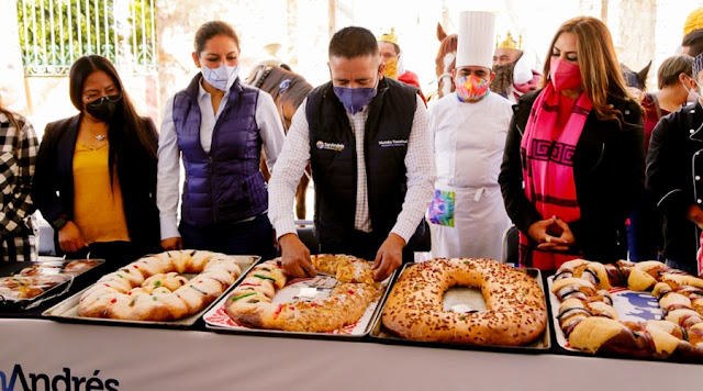 Presenta ayuntamiento de San Andrés Cholula “La Feria de la Rosca de Reyes” en San Rafael Comac