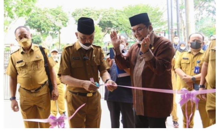 Kadis PUPR Provinsi Jambi M Fauzi Resmikan Koperasi Mart PU