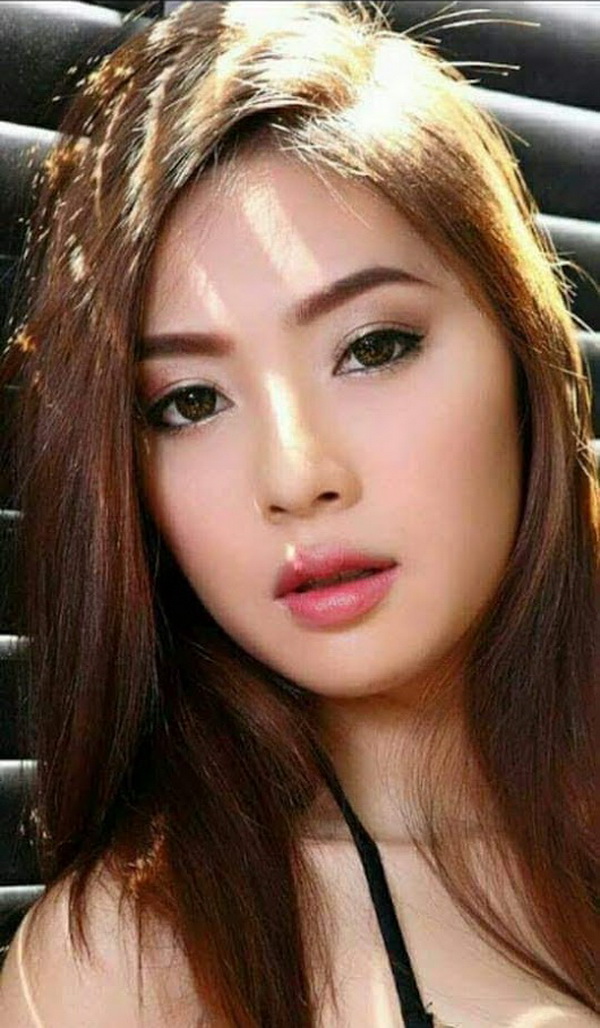 Thiếu nữ xinh