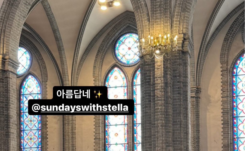[theqoo] SM’S FORMER TRAINEE STELLA GETTING MARRIED TO ACTOR KIM DONGWOOK TODAY