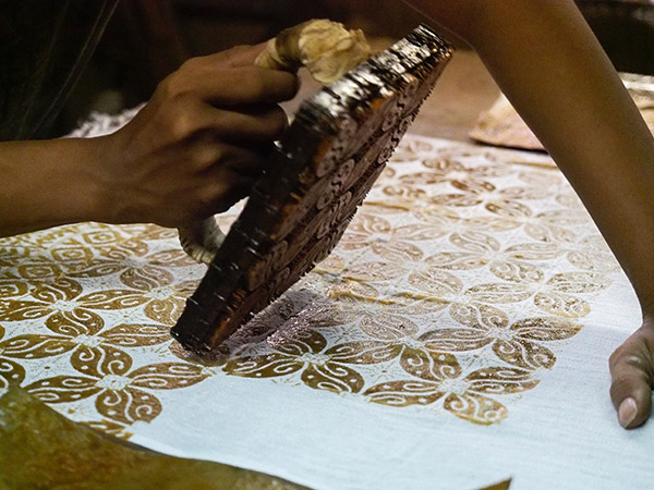 Cara Membuat Batik Cap Beserta Alat dan Bahannya