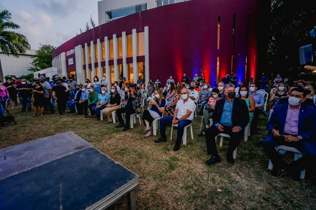 Cícero Lucena reabre o Celeiro Espaço Criativo com homenagem ao cantor Gabriel Diniz