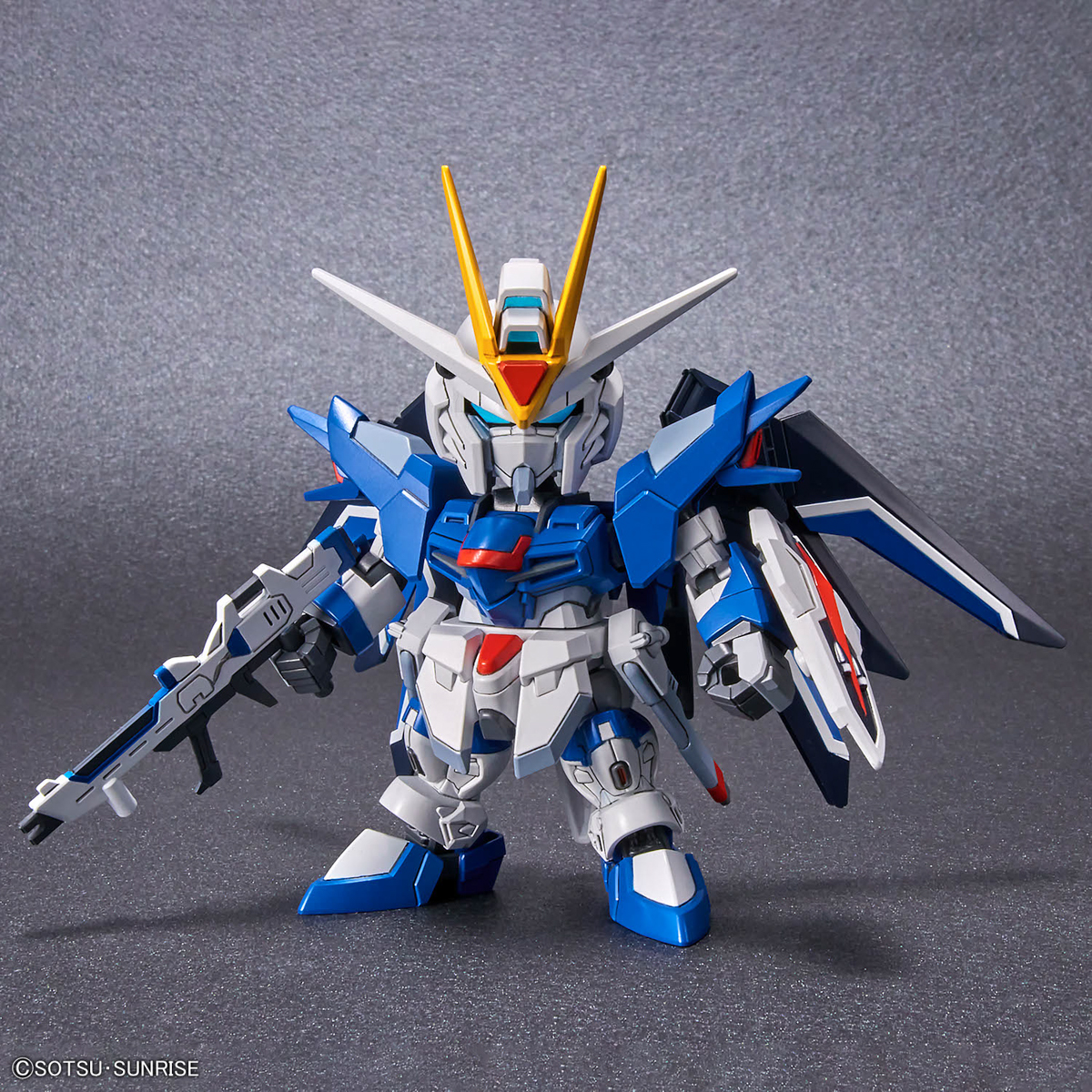 SD GUNDAM EX-STANDARD STTS-909 RISING FREEDOM GUNDAM - 04