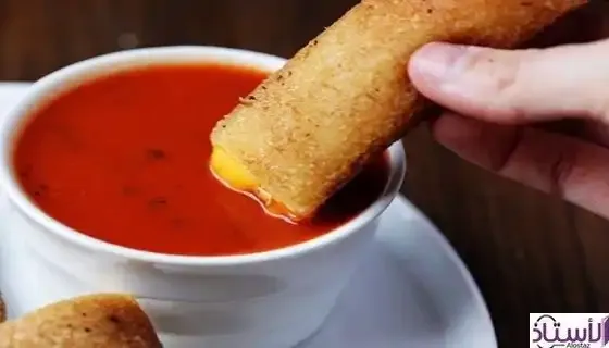 Toast-with-tomato-sauce