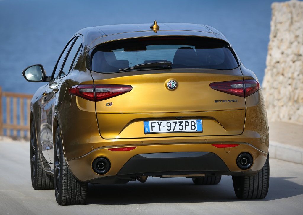 2020 Alfa Romeo Stelvio