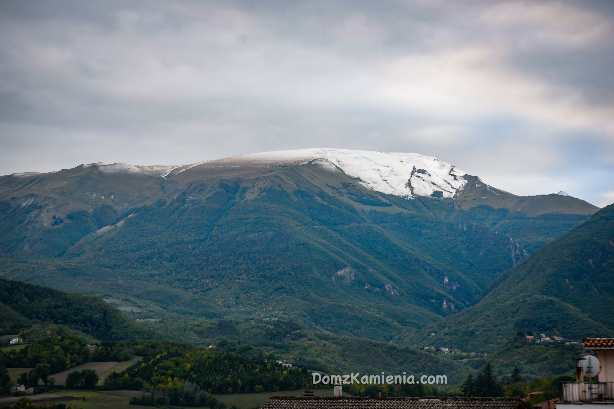 Marche nieznany region Włoch, Monti Sibillini, Dom z Kamienia