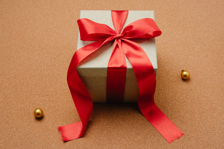 Gift Suggestions For 10 Different People In Your Life