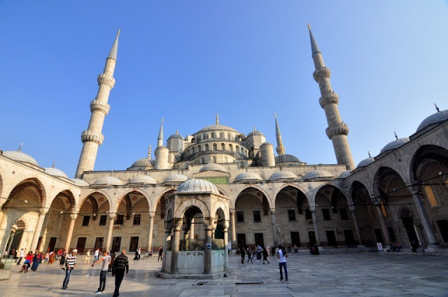 جامع السلطان أحمد في إسطنبول Sultan Ahmet Camii