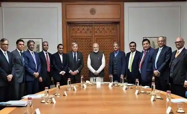 Economy : PM Narendra Modi meets leading CEOs for FY23 Budget inputs