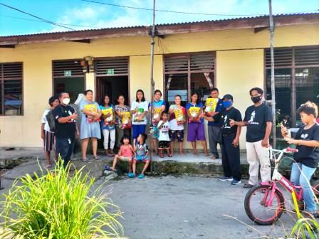 relawan ganjar pranowo riau hari pahlawan 10 nov 2021 bagi bagi sembako  sobat jarwo org