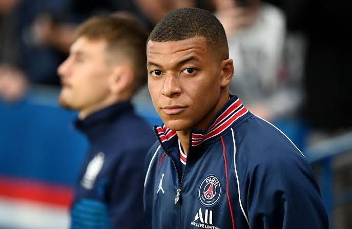 Managerial Change at Villarreal, Mbappe's Contract Talks Create Football Buzz