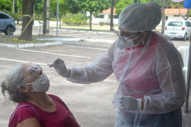 Prefeitura de João Pessoa realiza testagem Covid-19 e vacinação sem agendamento em horário extra