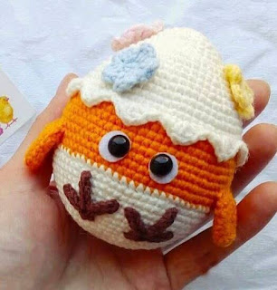 PATRON GRATIS POLLO DE PASCUA AMIGURUMI 50464 🐥