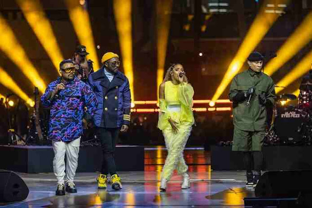 As superestrelas da música global, Black Eyed Peas, arrasaram no Al Wasl Plaza da Expo 2020 Dubai na noite de terça-feira, com uma performance poderosa que manteve o público em pé durante todo o setlist de mega-hits.