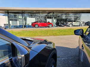 Mazda Suzuki dealer Flevoland