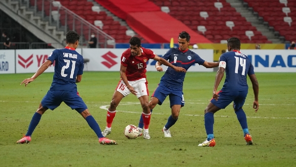 Timnas Indonesia saat berhadapan dengan Singapura