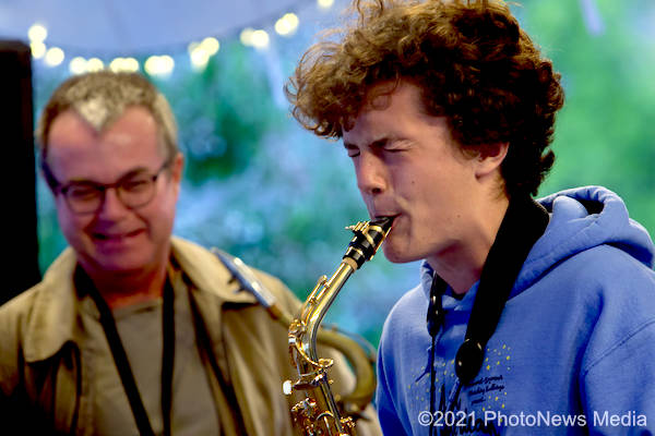 Alto saxophone player Issac Hanson