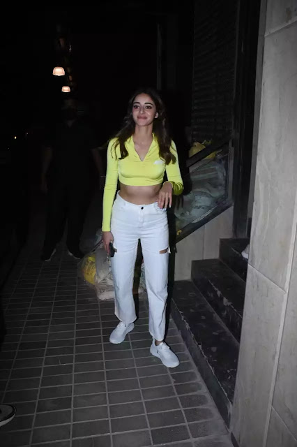 Ananya Panday Charms In A Stylish Outfit for gehraiyaan