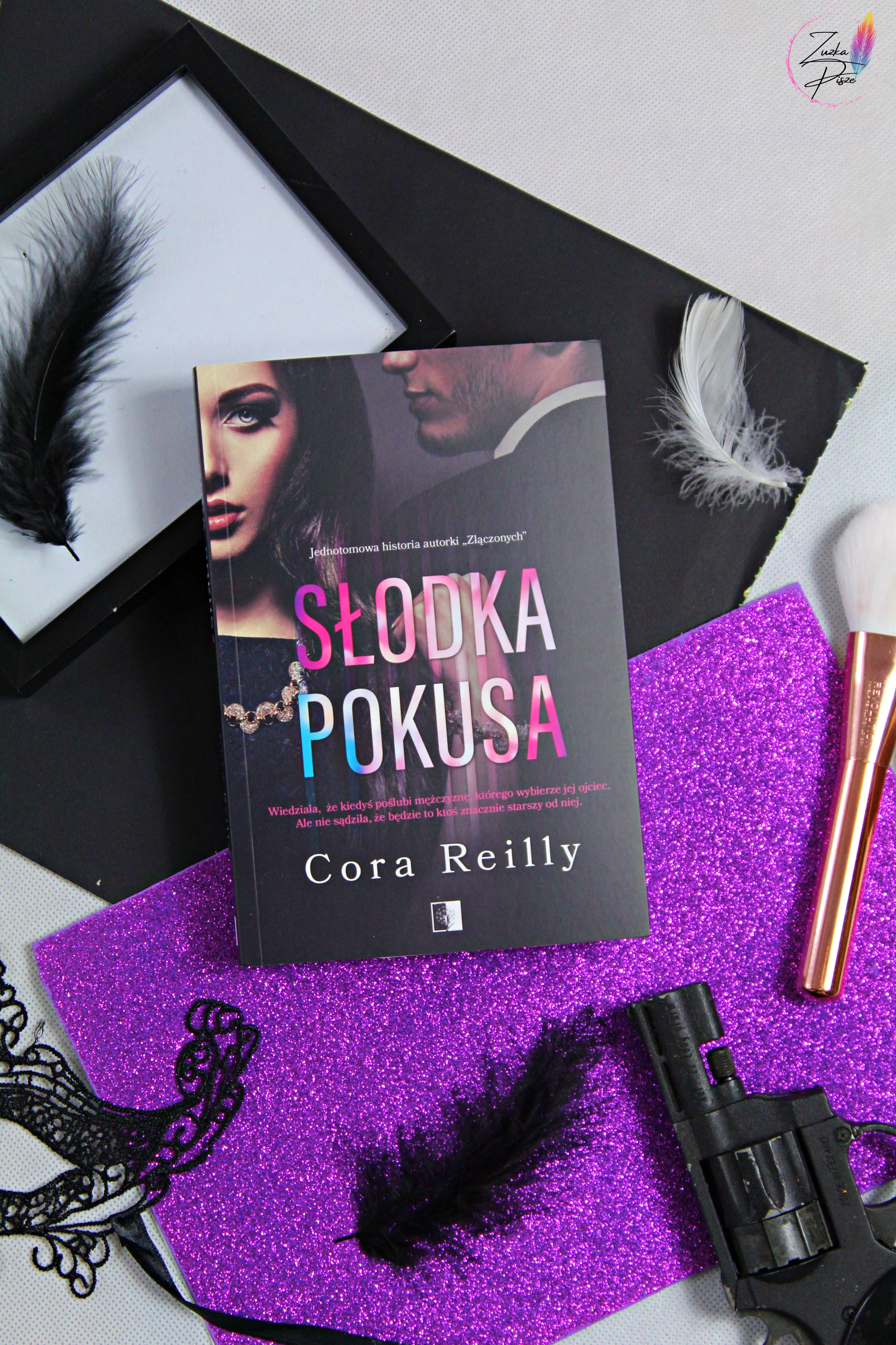 Cora Reilly "Słodka pokusa" - recenzja książki